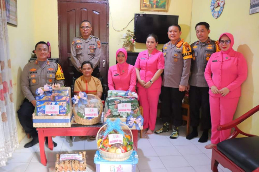 Cooling System Pilkada 2024, Kapolres Rohil Gelar Baksos di Asrama Polsek Bagan Sinembah