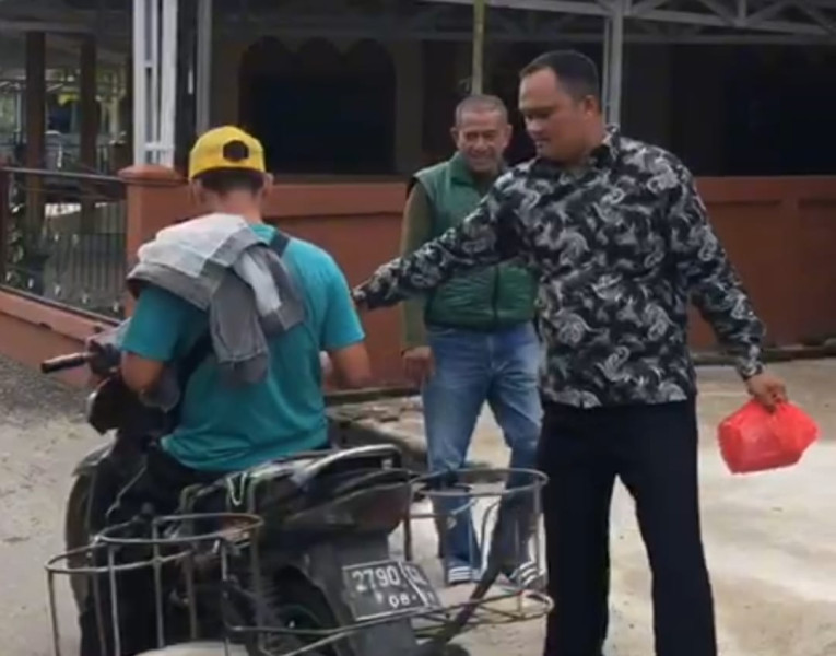 Masuki Tahun Kelima, PKB Inhil Berbagi Menu Buka Puasa