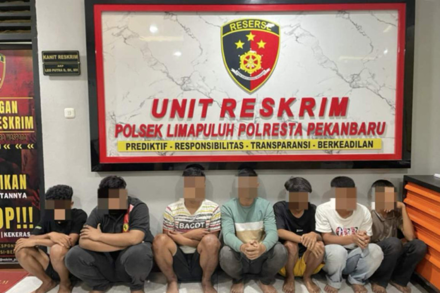 Meresahkan! 7 Remaja Anggota Geng Motor Dilengkapi Sajam Ditangkap Polisi