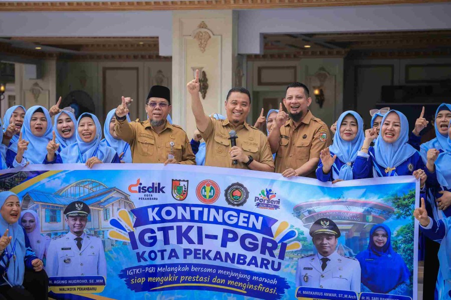 Lepas 65 Guru TK ke Porseni Riau di Kuansing, Wawako: Menanglah dengan Terhormat, Bawa Pulang Piala!