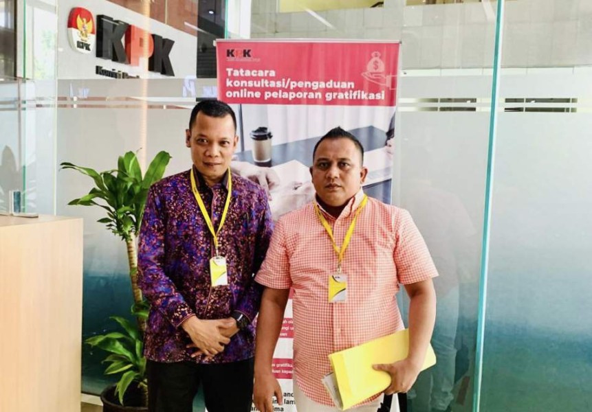 Mantan Pj Wako Pekanbaru Muflihun Datangi Kantor KPK RI, Ada Apa?