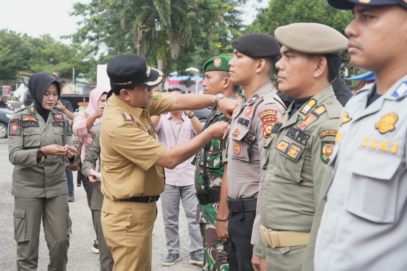 Pasukan Gabungan Kawal Keamanan dan Kenyamanan Pacu Jalur di Teluk Kuantan Riau