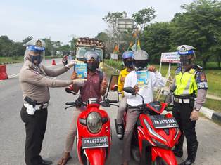 Polres Siak Gelar Sosialisasi Helm SNI