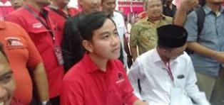 Beredar Rumor Dirinya Menjadi Cawapres Prabowo, Gibran: Ora Wis Ojo Dibahas Umur Belum Cukup