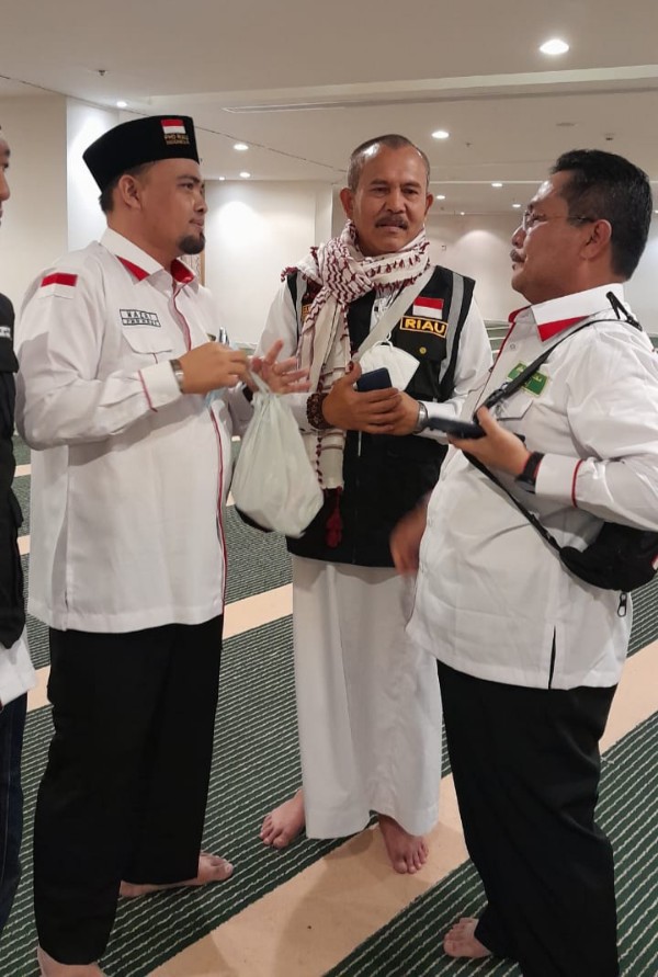 Kakanwil Kemenag Riau Ingatkan Petugas Haji Memberikan Narasi Positif dan Solutif Untuk Jamaah