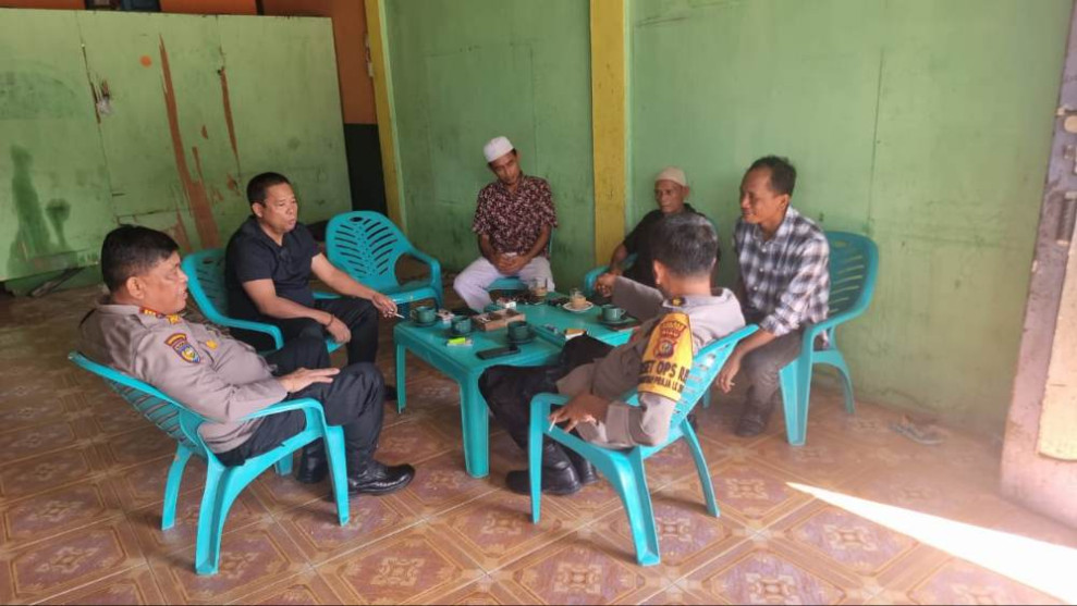 Perwira Polres Rokan Hilir Gelar Cooling System Ciptakan Pilkada Damai 2024