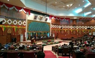 Lebih Mahal dari Papua, Tiga Fraksi di DPRD Riau Dorong Pajak Pertalite Turun Hingga 5%