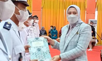 Bupati Inhu Rezita Meylani Yopi Lantik 18 Kades Terpilih 4 Kecamatan