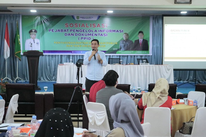 Tingkatkan KIP, Diskominfotik Gelar Sosialisasi Pengelolaan Informasi