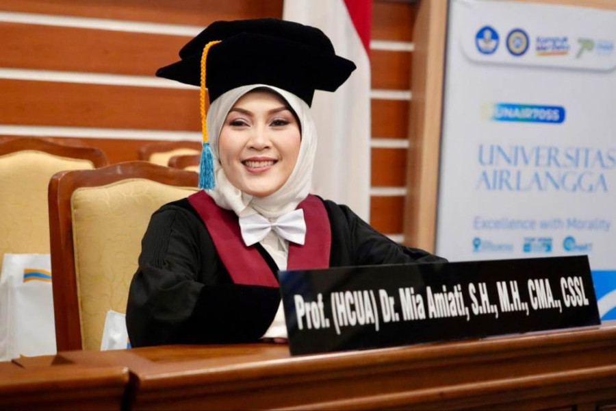 Jaksa Perempuan Pertama Bergelar Profesor, Ini Rangkuman Orasi Ilmiah Mia Amiati