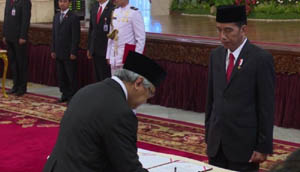  Jokowi Lantik 17 Duta Besar Luar Biasa dan Berkuasa Penuh RI