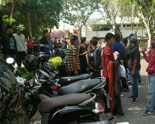 Merasa Dihalangi, Massa BAPAK-R Tunda Aksi ke Polda Riau