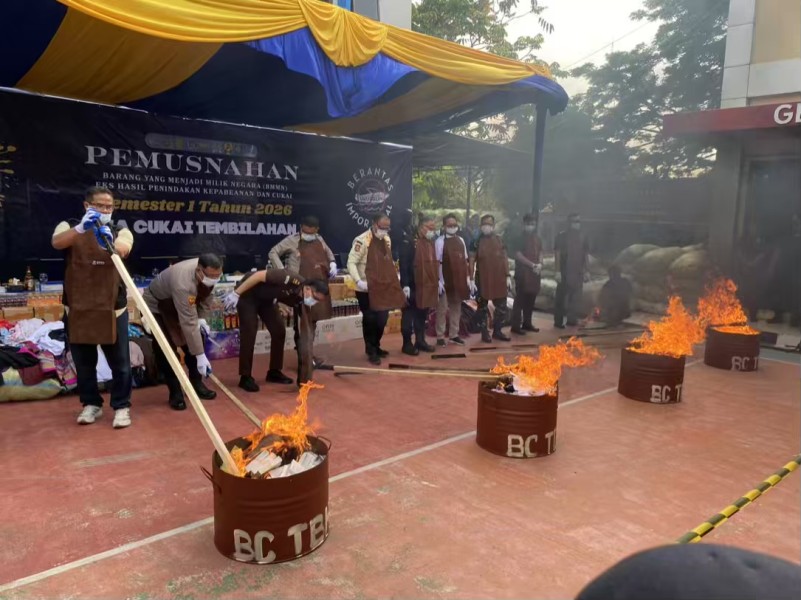 Bea Cukai Tembilahan Musnahkan Barang Ilegal Senilai Rp4,65 Miliar
