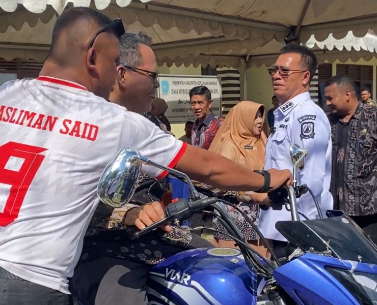Peduli Lingkungan dan Pelayanan Masyarakat, BRK Syariah Salurkan Bantuan CSR untuk Anambas