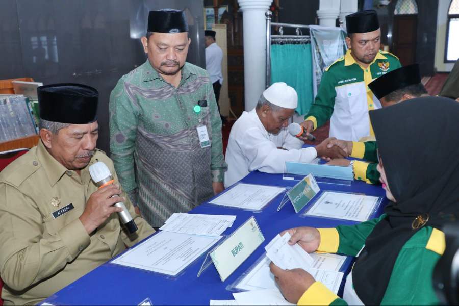 Pimpin Gemar Siak Berzakat, Bupati Alfedri Ikhtiar Berzakat Terus Disosialisasikan