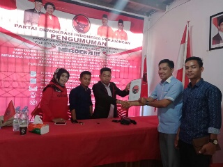 Perdana, Sekretaris Gerindra Daftar ke PDIP untuk Inhu 2