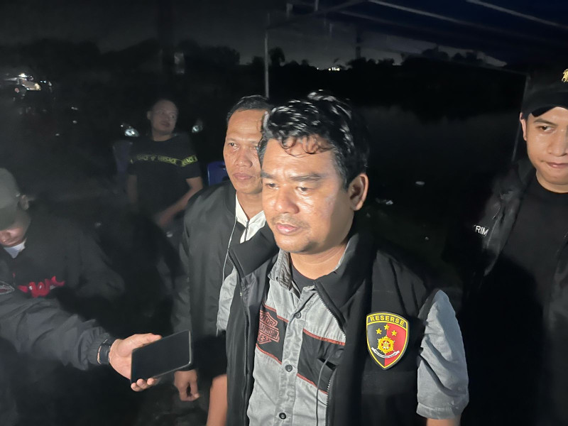 Kompol Bery Berikan Sembako di Lokasi Banjir, Warga: Ini Baru yang Pertama Kali