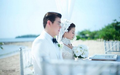 Manajer Benarkan Asty Ananta Menikah di Nusa Dua Bali