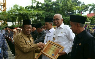 Pemkab Inhil Terima Penghargaan Kapabilitas APIP Inspektorat Level 2 di Riau