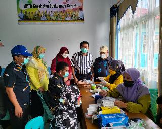 Khitanan Massal & Skrining PTM Mengawali Kegiatan Rindu Kampung