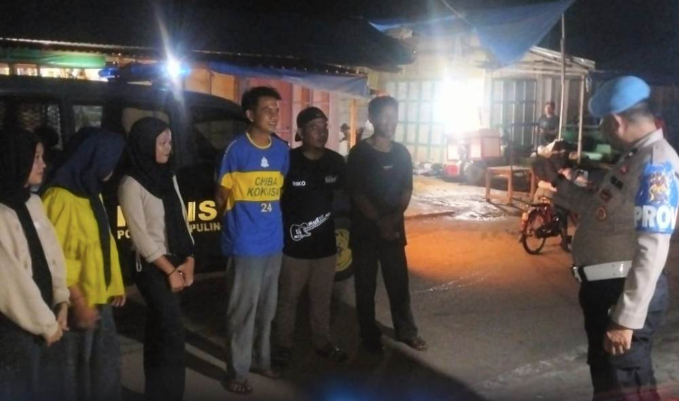 Polsek Tempuling Gelar Patroli Malam Ciptakan Suasana Kondusif Pilkada 2024