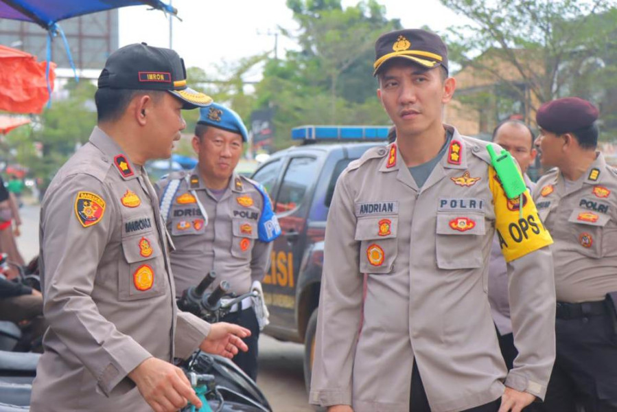 Kapolres Rohil Turun ke Perbatasan Riau-Sumut Cek Pos Pengamanan Lebaran 2024