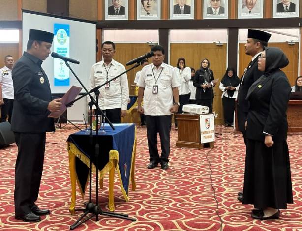 Pj Walikota Pekanbaru Lantik Ratusan Pejabat Fungsional