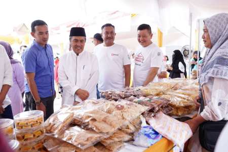 Gelar Pasar Murah dan Bazar Minyak Goreng, Gubri Syamsuar: Bentuk Pengendalian Inflasi