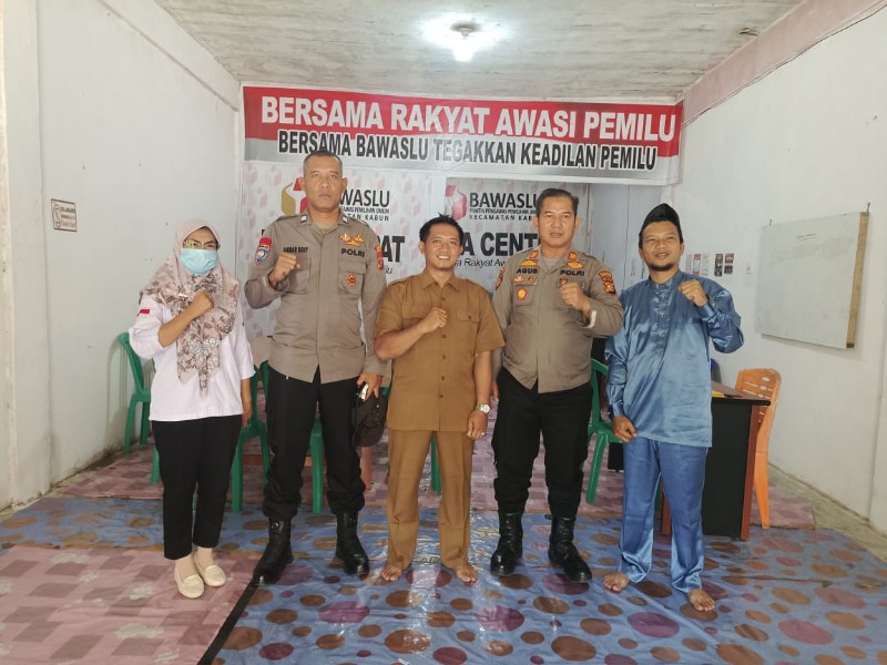 Kapolsek Aguswandi Ajak Ketua Panwas dan PPK Kecamatan Kabun Sukseskan Pilkada 2024