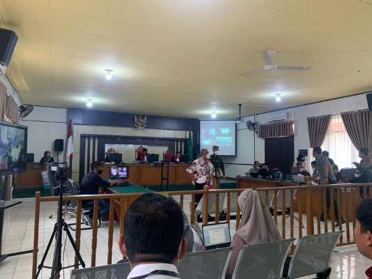 Santai Tanggapi Keberatan Kuasa Hukum SKK Migas, Hakim: Kalo Nggak Salah Ngapain Takut Pak...!