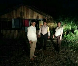 Jajaran Polsek Kuantan Mudik Lakukan Penertiban Cafe