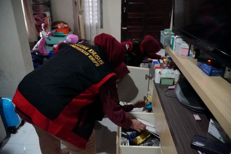 Kejati Sumsel Geledah Rumah Dirut PT KMM dan Kantor Jamkrindo, Sita Dokumen Kasus Distribusi Semen