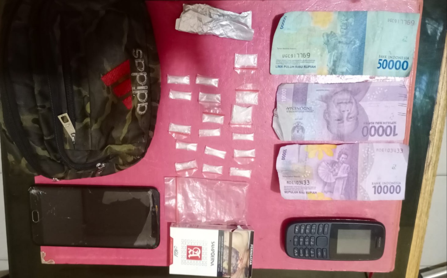 Bawa Belasan Paket Shabu, Polsek Keritang Amankan 2 Warga Desa Petalongan