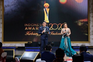 Dinilai Berhasil Atasi Karhutla, Kapolda Riau Terima Penghargaan Indonesia Award 2020