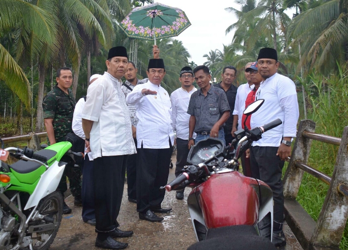  Bupati Inhil Tinjau Proyek di Pulau Kijang 